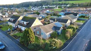 External- click for photo gallery